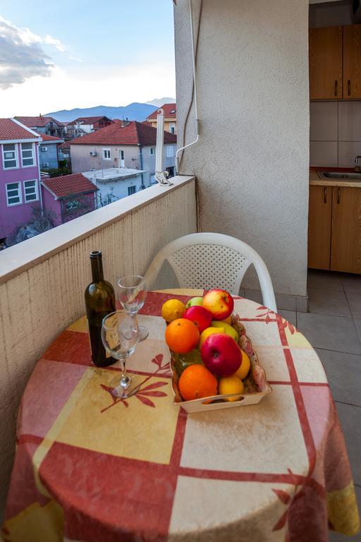 Apartments Marko Tivat Dış mekan fotoğraf