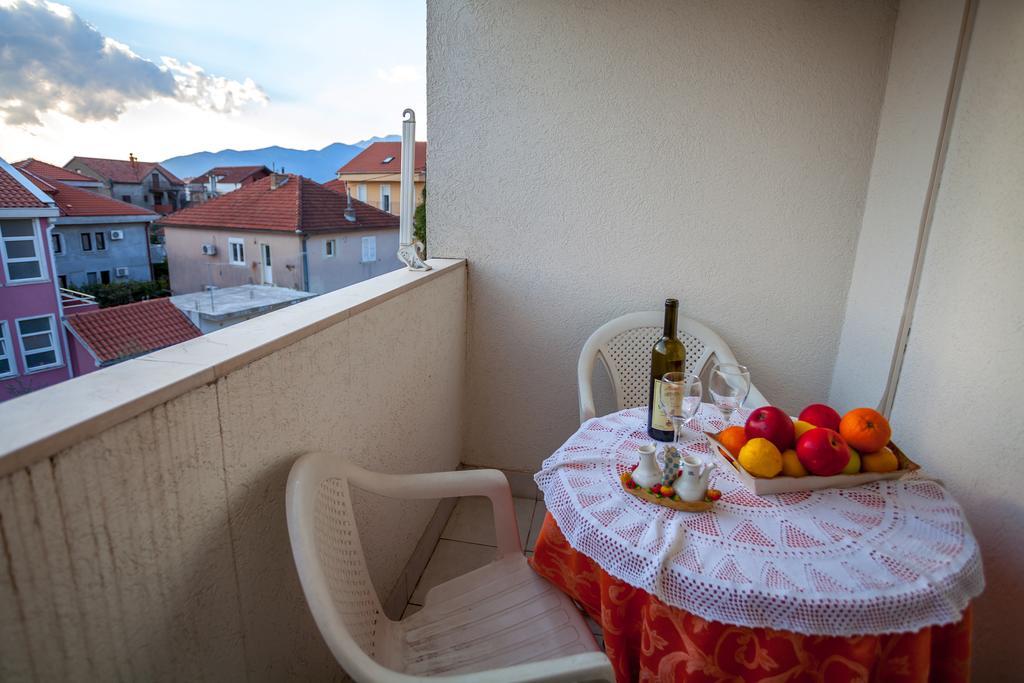 Apartments Marko Tivat Oda fotoğraf