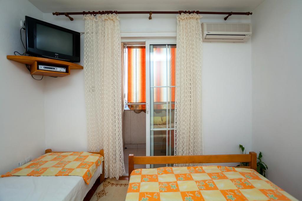 Apartments Marko Tivat Oda fotoğraf