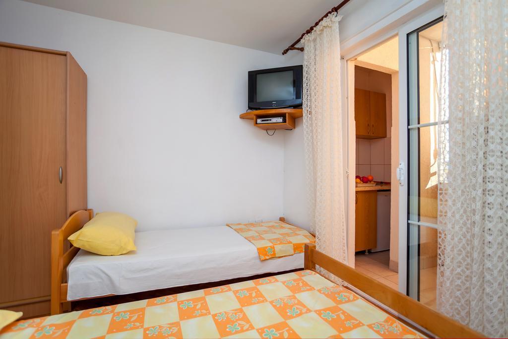 Apartments Marko Tivat Oda fotoğraf