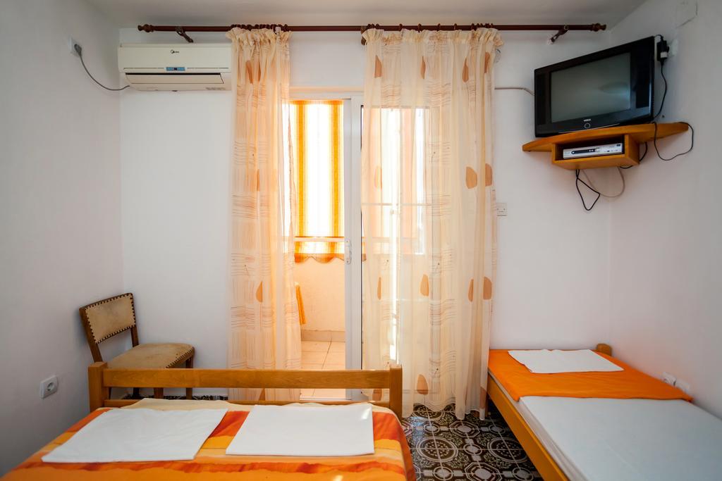 Apartments Marko Tivat Oda fotoğraf