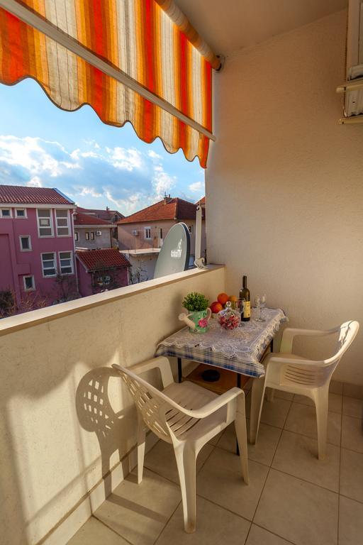 Apartments Marko Tivat Oda fotoğraf